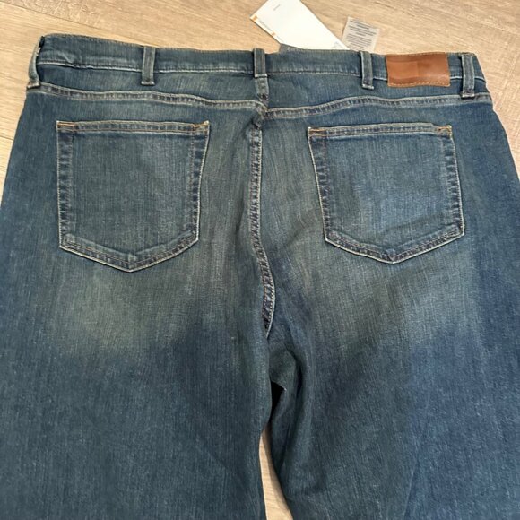 Tommy Hilfiger Mens Relaxed Fit Snap adaptable Jeans 40W x 32L NEW - Picture 13 of 13